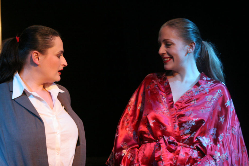 anna * pollack - Lulu, Hertha Pachl, Eszter Hollósi, Close Up