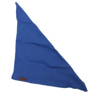anna * pollack, großes Tuch Karl in blau, zusammengefaltet zum großen Dreieck