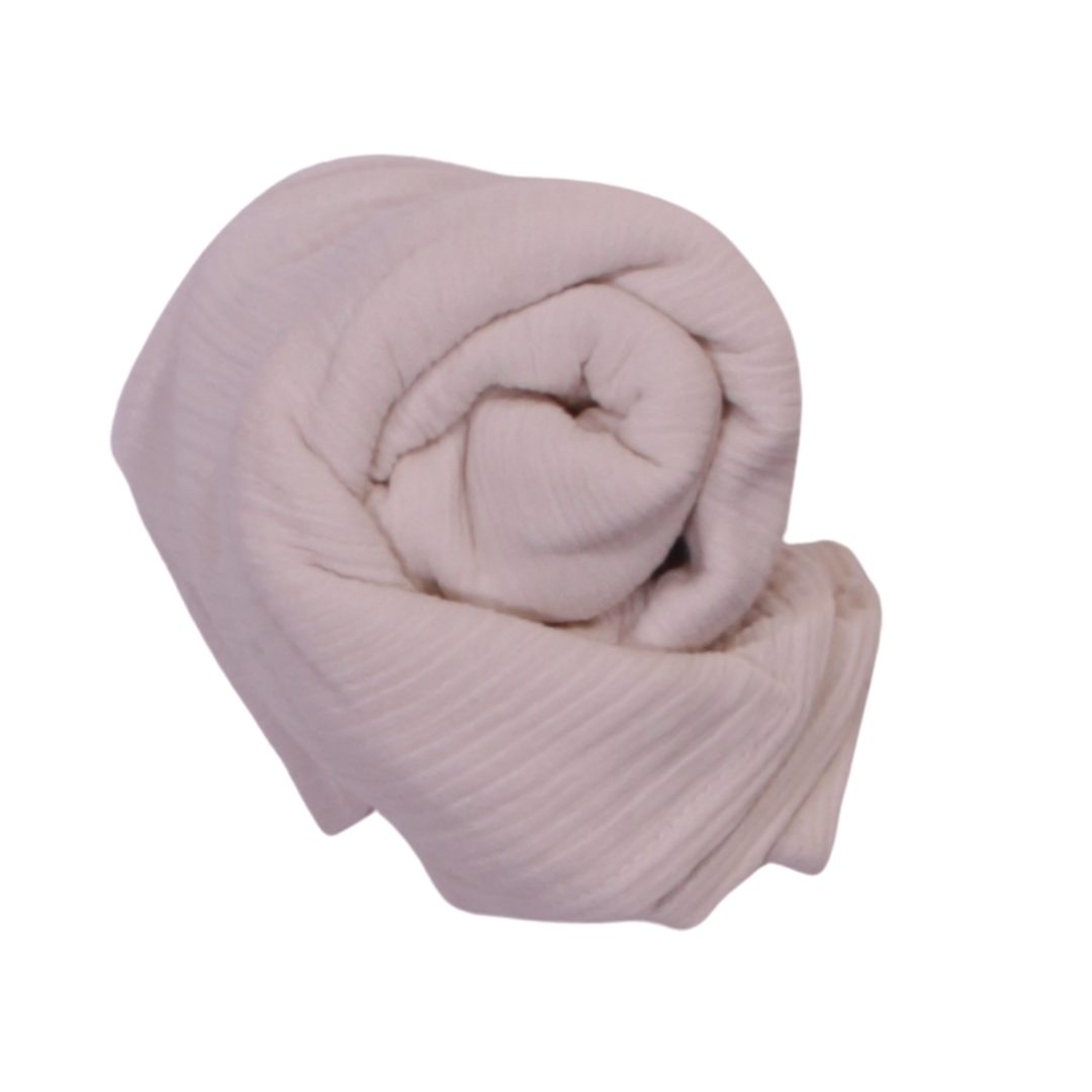 anna * pollack, großes Tuch Karl in creme, zusammengerollt