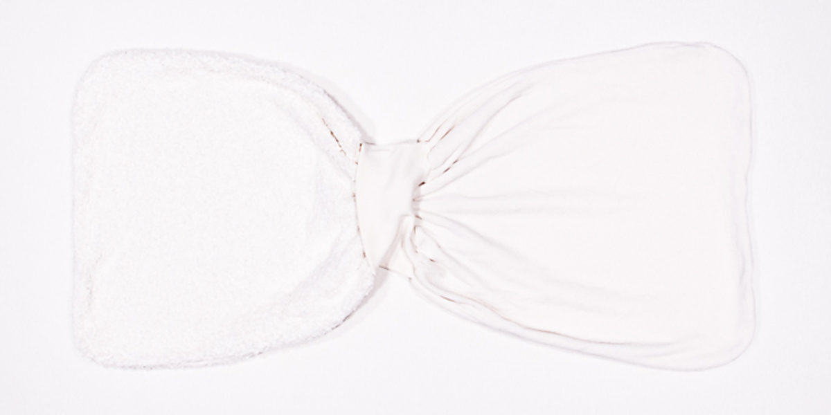 anna * pollack, Pucksack Nicki, cremefarben, Bund cremefarben, Ansicht mit Innenfutter, quer