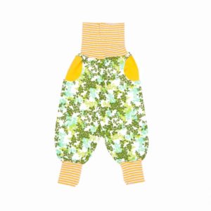 anna * pollack, PIratenhose Mixed, 80-116, Blätter gr+m, Bund gelb-grau geringelt und Taschen gelb