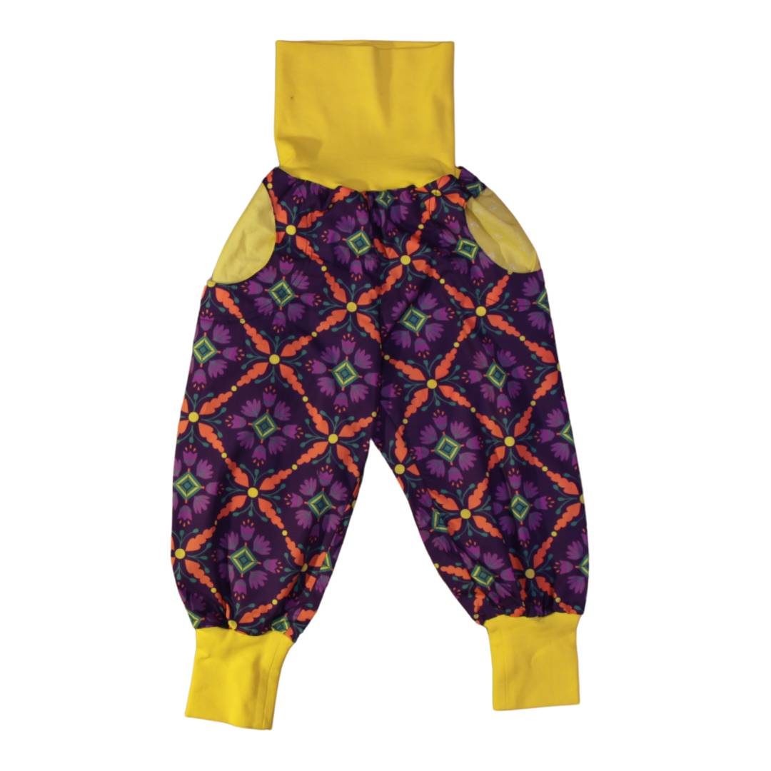 anna * pollack, PIratenhose Mixed, 80-116, Lila, Bund und Taschen gelb